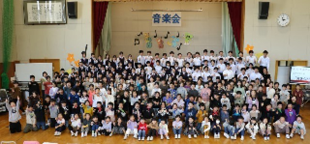 終了後に小中学生で記念撮影